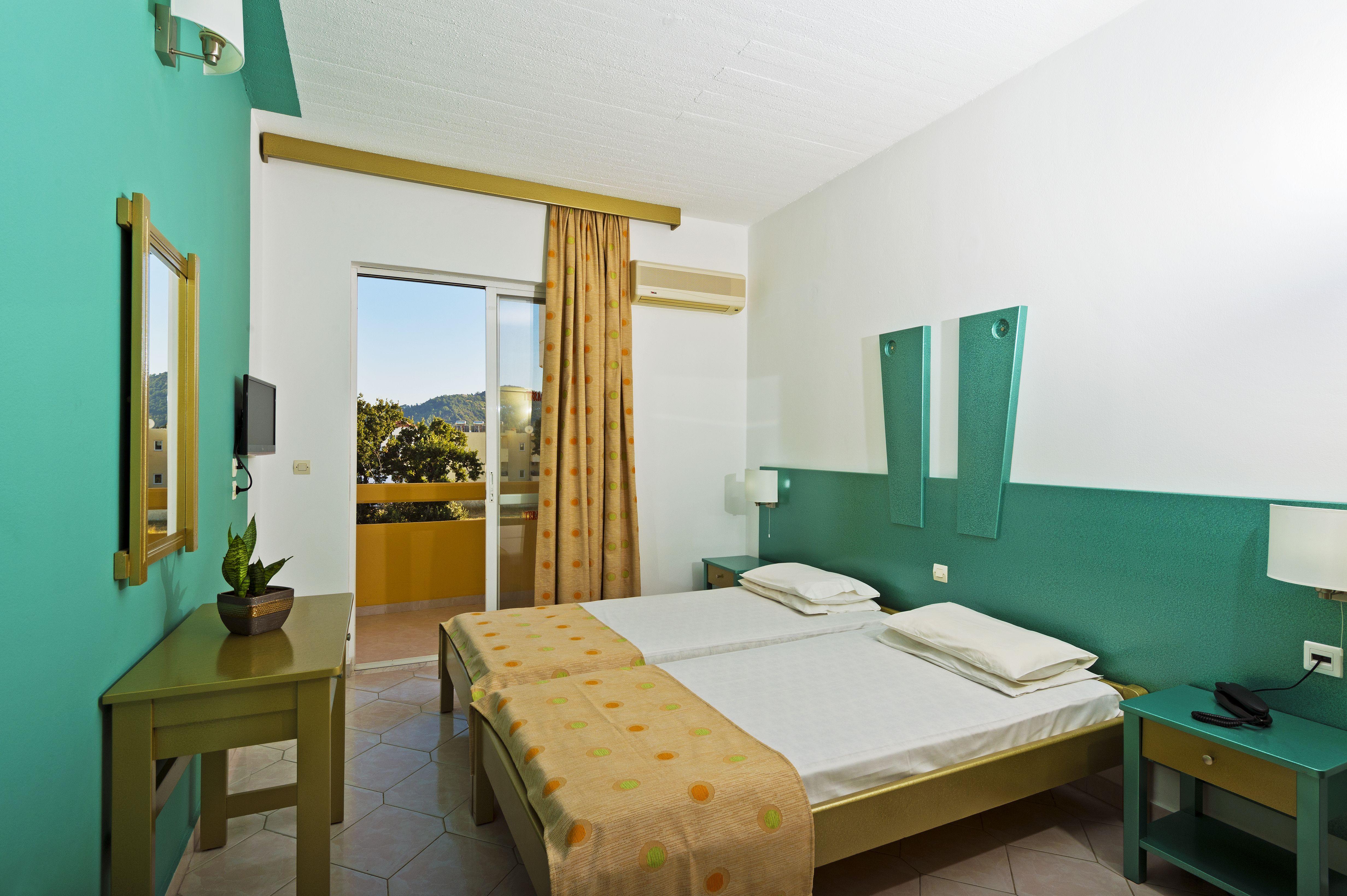Trianta Hotel Apartments Ialysós Eksteriør bilde