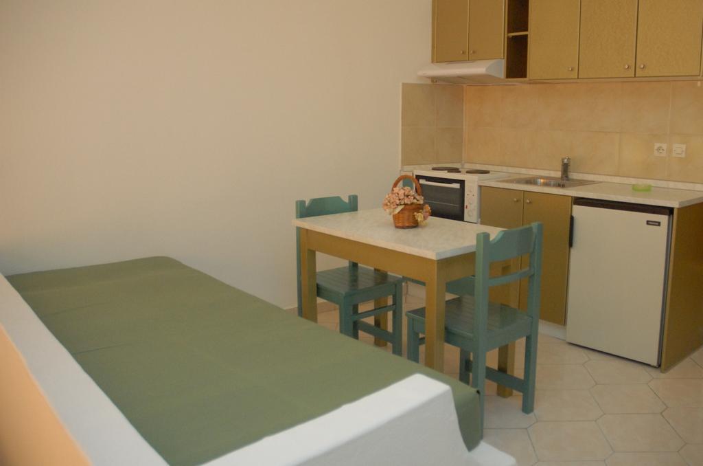 Trianta Hotel Apartments Ialysós Rom bilde